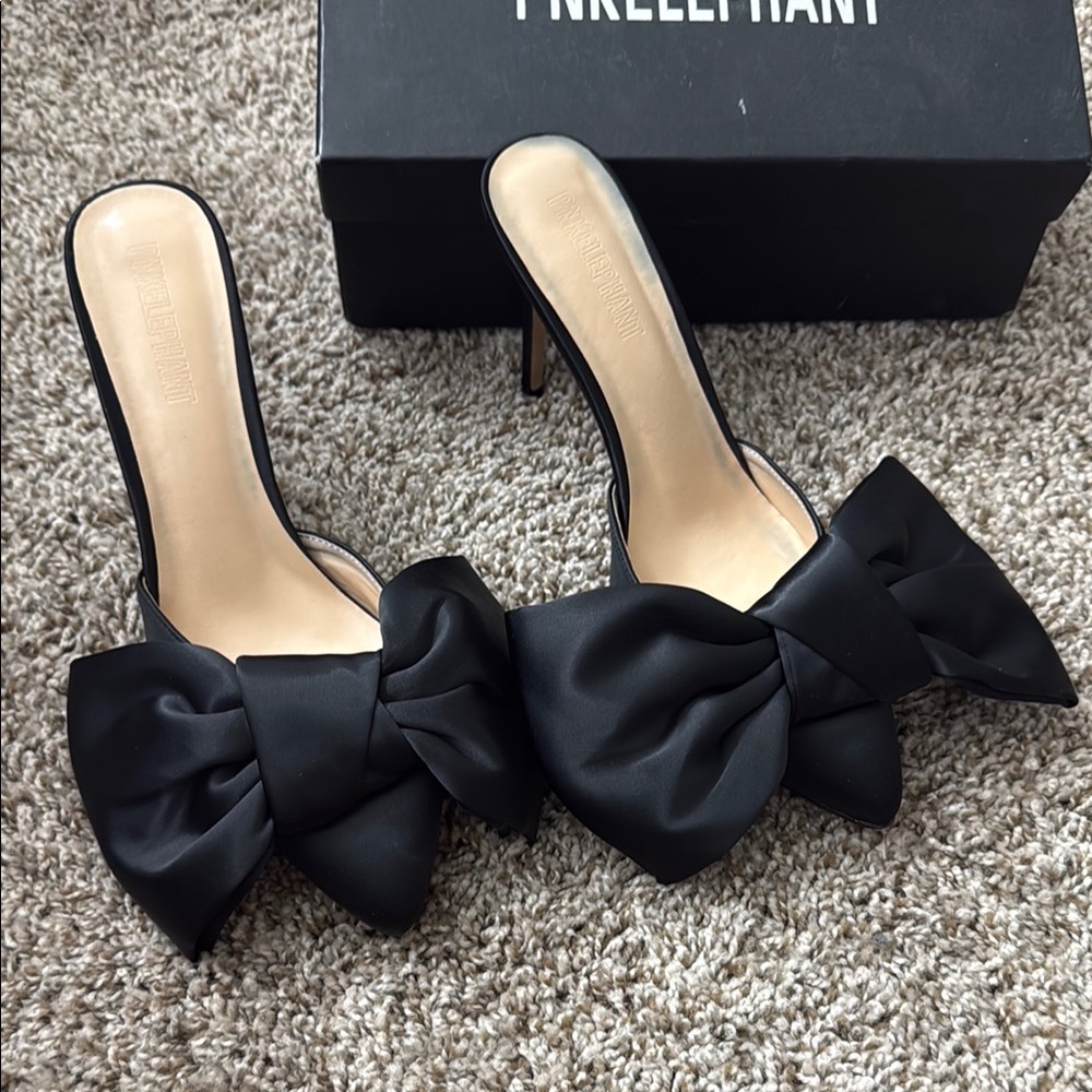 Women's Black Bow Heels